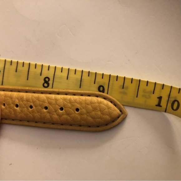 Quartz - Butterfly Watch (My Wish) EUC - Picture 14 of 14